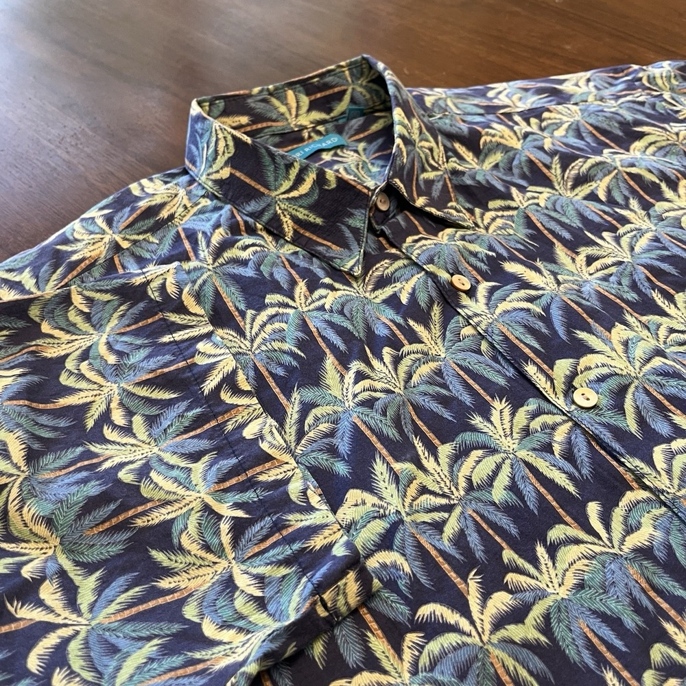 Tori Richard Men's Size XL Floral Print 100% Cotton Lawn Aloha Hawaiian Shirt